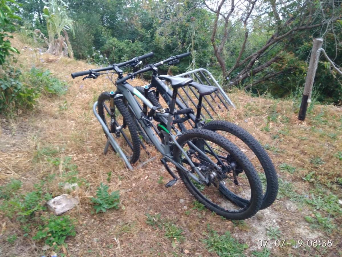Bed and Breakfast Segni E Impronta Finale Ligure Exterior foto