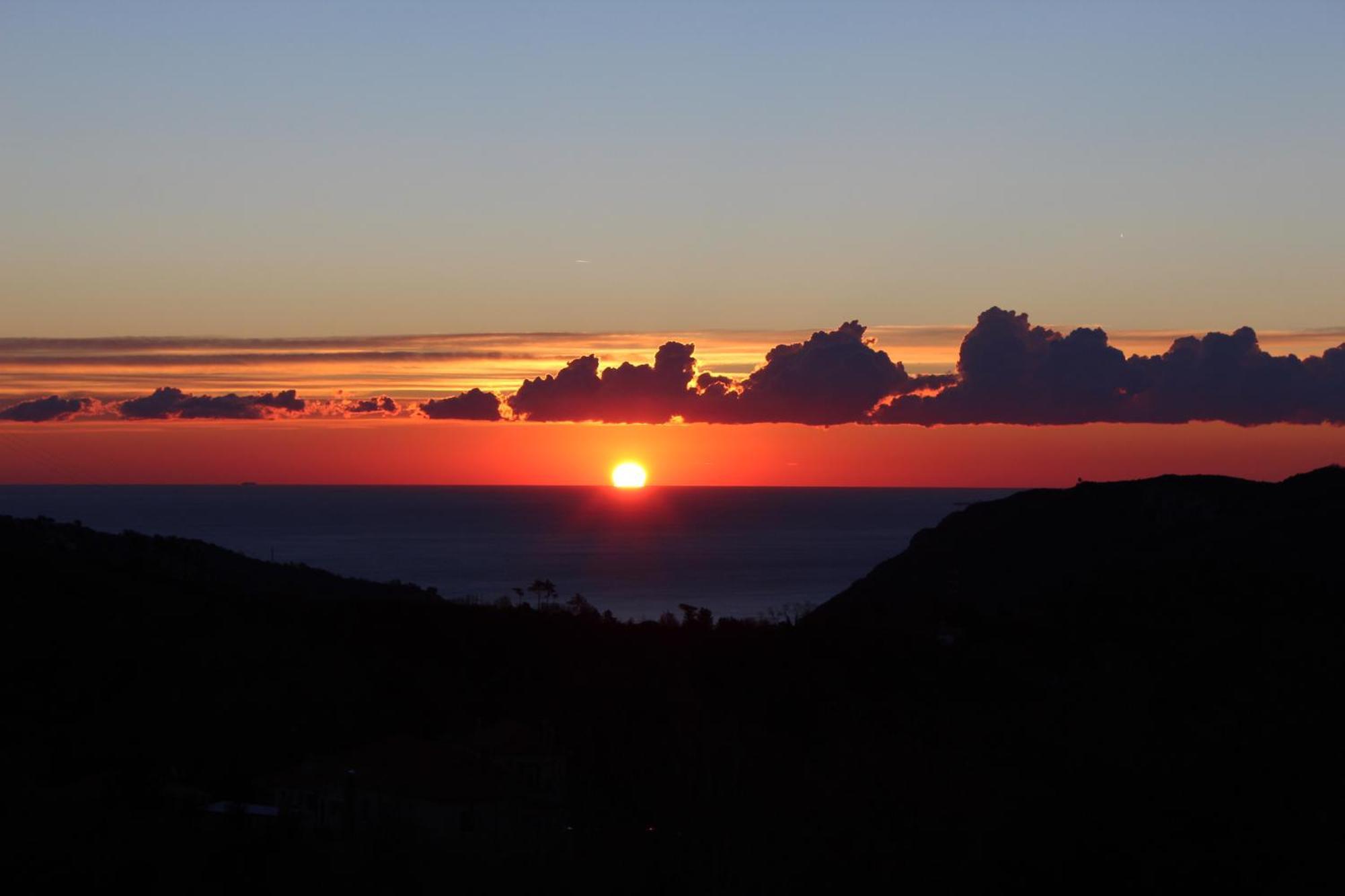 Bed and Breakfast Segni E Impronta Finale Ligure Exterior foto